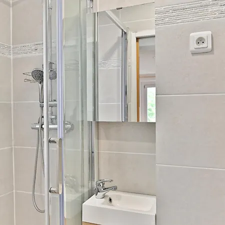 Apartamento Grand Studio 18eme Arrondissement - Chapelle