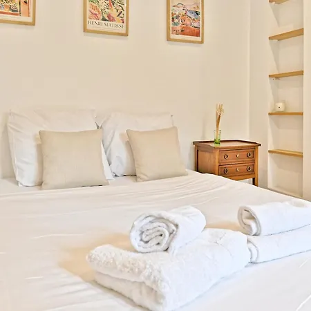 Grand Studio 18eme Arrondissement - Chapelle * París