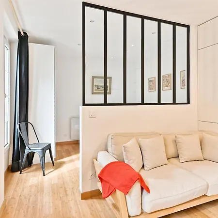 Grand Studio 18eme Arrondissement - Chapelle * París