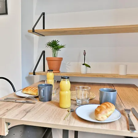 Grand Studio 18eme Arrondissement - Chapelle París